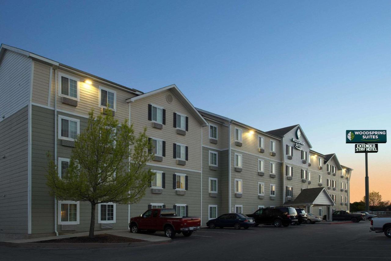 Woodspring Suites San Antonio Fort Sam Exteriör bild