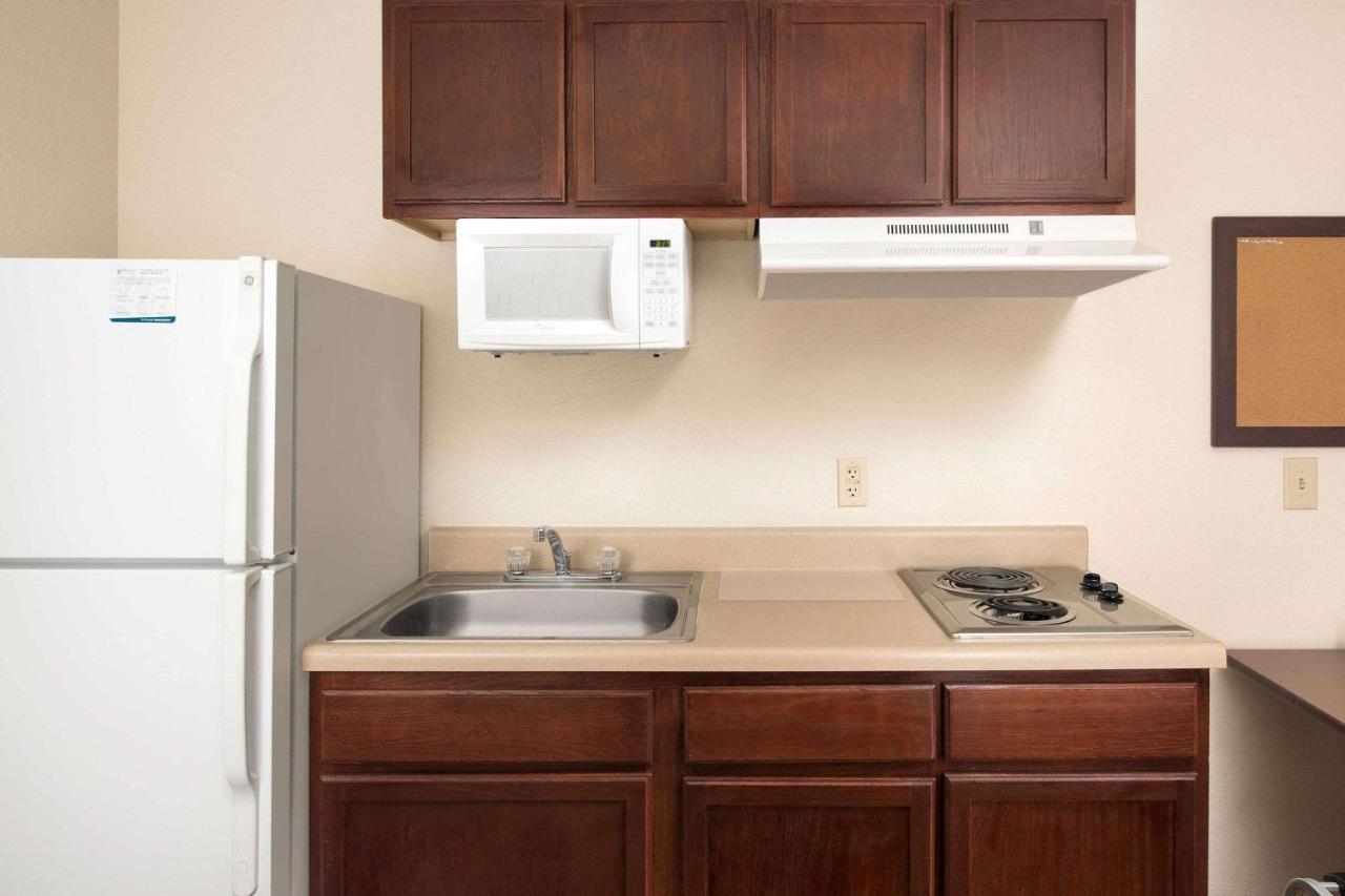 Woodspring Suites San Antonio Fort Sam Exteriör bild